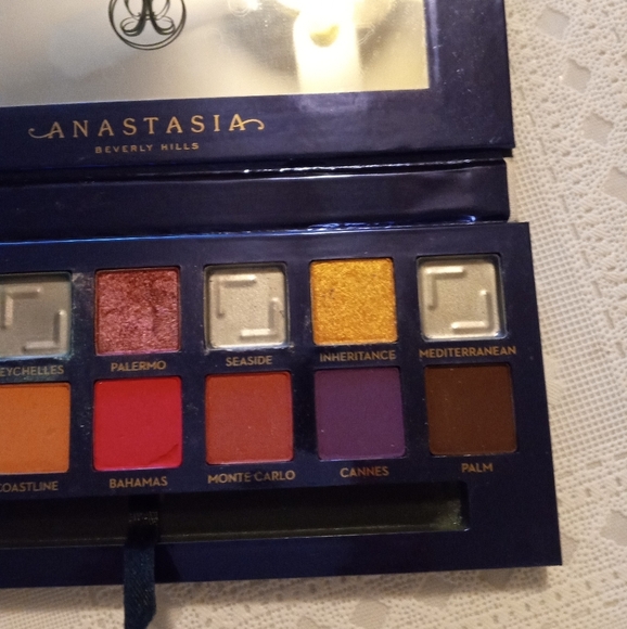 Anastasia Beverly Hills Riviera Eyeshadow Palette - Picture 3 of 15